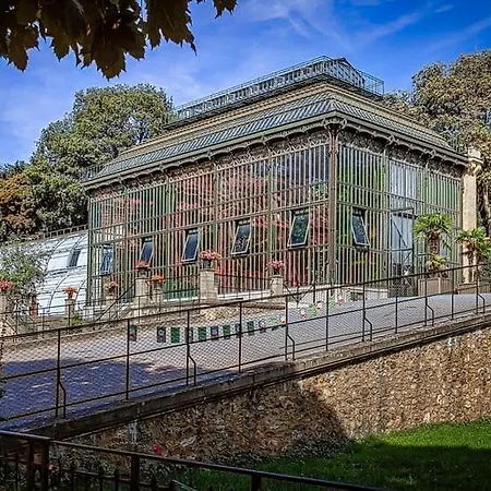 Service - Vue Sur Le Musee - 5 - Flat-guest