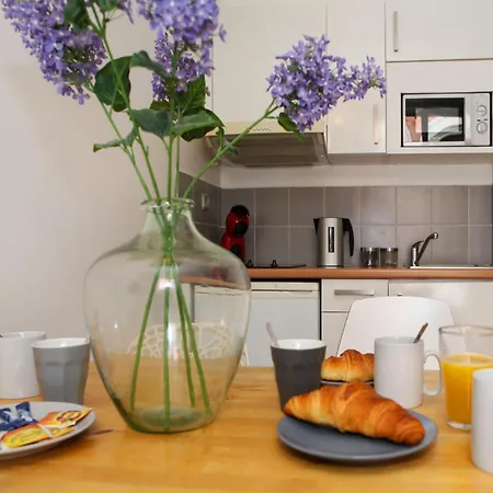 Apartment Service - Vue Sur Le Musee - 5 - Flat-guest *